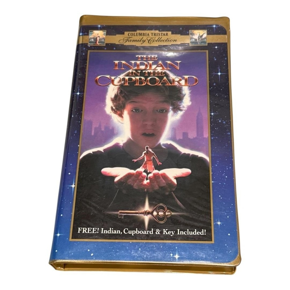 Vintage The Indian In The Cupboard VHS Clamshell Columbia TriStar Movie
